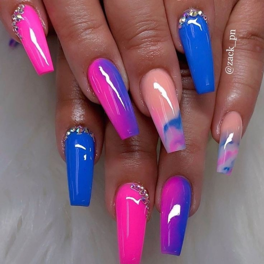 Press on nails